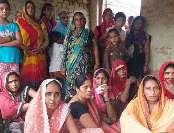 अज्ञात वाहन की चपेट में आने से 49 वर्षीय युवक की मौके पर मौत