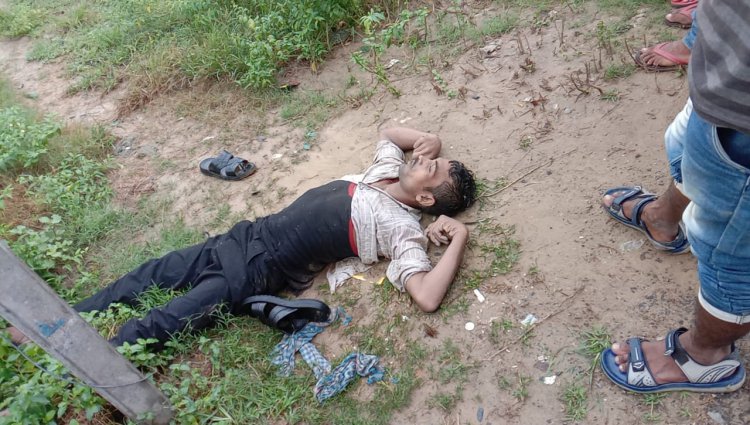 जौनपुर..युवक का शव मिलने से मचा हड़कंप..