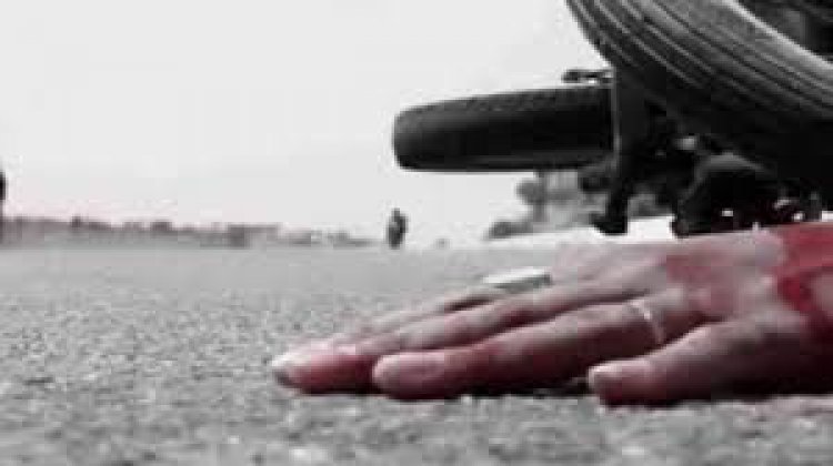 चंदवक जौनपुर/सडक़ दुघर्टना में युवक की मौके पर ही मौत. बुजुर्ग बाल बाल बचा....