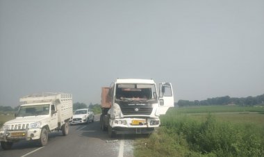 चंदवक/टेलर और डीसीएम में टक्कर, बाल बाल बचे ड्राइवर और खलासी