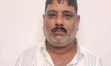 50000 इनामी शराब माफिया पुलिस (STF) के गिरफ्त में