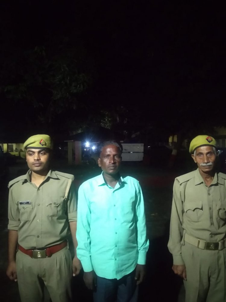 थाना चंदवक पुलिस द्वारा 40 लीटर अवैध शराब के साथ चार नफर अभियुक्त गिरफ्तार...