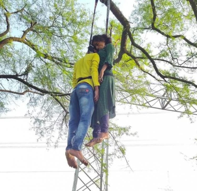 जौनपुर/ ग्राम डमरुआ में 19 व 17 वर्ष, प्रेम मे पागल लटके फासी के फंदे से, गांव में सनसनी