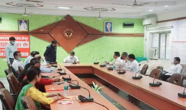 जौनपुर/ स्तरीय निगरानी व समन्वय समिति की बैठक कलेक्ट्रेट सभागार में हुई सम्पन्न