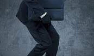 जौनपुर/ चोरो ने डिप्टी जेलर के घर से उड़ाए लाखों रूपये के गहने,नगदी आदि