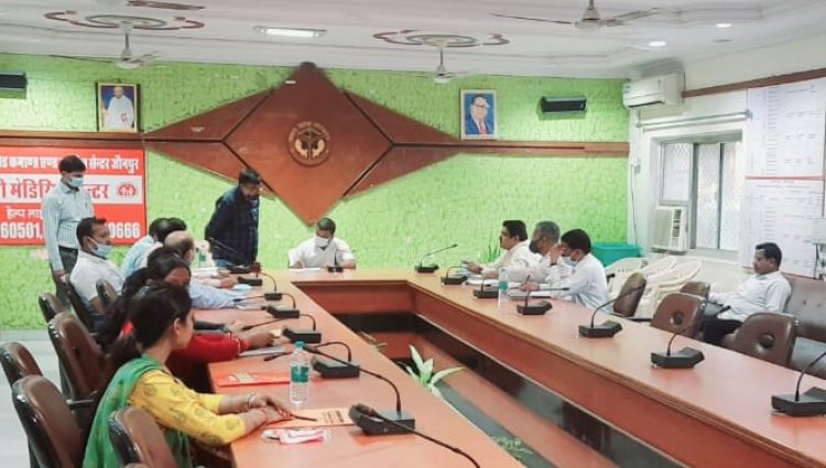 जौनपुर/ स्तरीय निगरानी व समन्वय समिति की बैठक कलेक्ट्रेट सभागार में हुई सम्पन्न