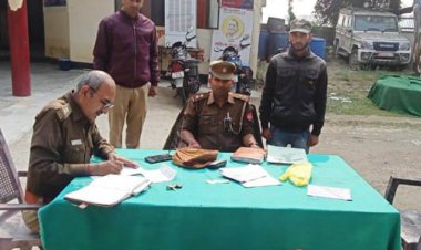 जौनपुर,बरसठी/ नाबालिग लड़की को भगाकर शादी करने के आरोप में पुलिस ने किया गिरफ्तार