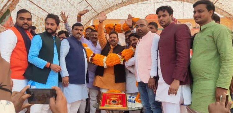 देश का भविष्य के युवाओं पर ही निर्भर करता है,रविन्द्र जायसवाल