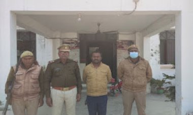 जौनपुर/पांच किलो गांजा समेत दो व्यक्तियों को पुलिस ने किया गिरफ्तार