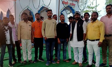 धूमधाम से मनाई गई  गुरु रविदास जयंती  ....