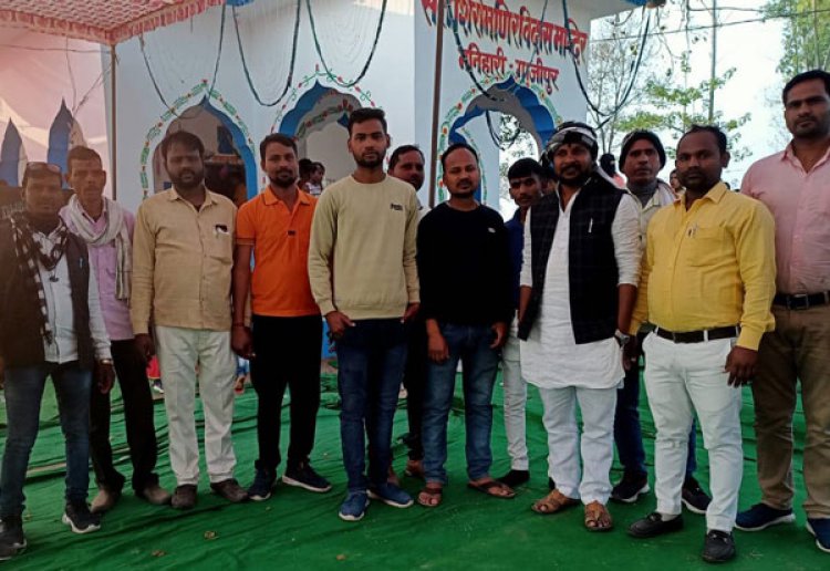 धूमधाम से मनाई गई  गुरु रविदास जयंती  ....