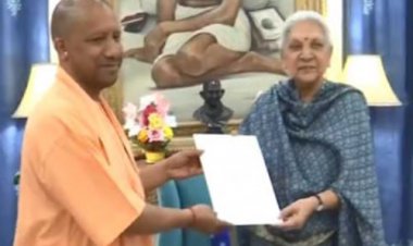 CM योगी आदित्यनाथ ने राज्यपाल को सौपा इस्तीफा नई सरकार बनाने  का प्रकरण शुरू