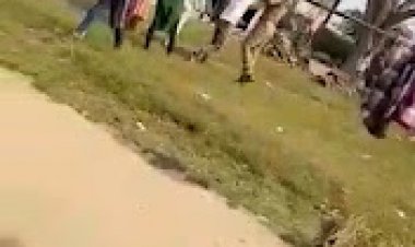 पुलिस बल पर ग्रामीणों ने किया हमला, एक सिपाही घायल