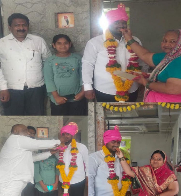 प्रथम श्रेणी में विशिष्ट योग्यता के साथ उत्तीर्ण  परिवार में ख़ुशी की लहर बटी मिठाईयां