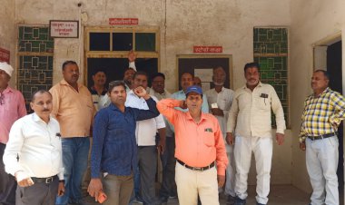 बलिया में पत्रकार उत्पीड़न के खिलाफ पत्रकारों में आक्रोश