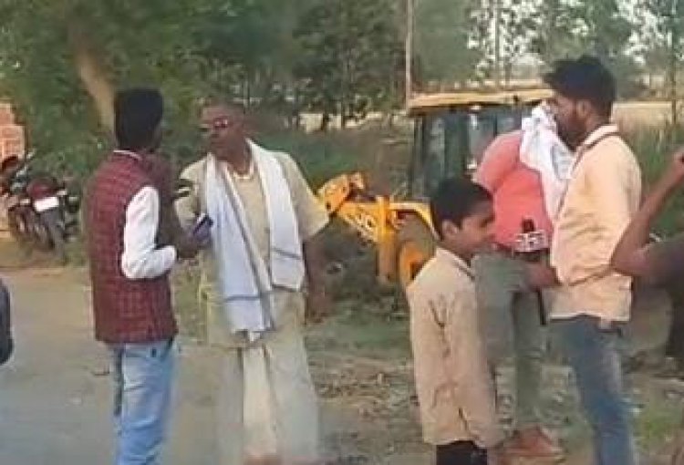 गेंहू के खेत में शार्टसर्किट से लगी आग किशानो ने  पावर हाउस का किया घेराव