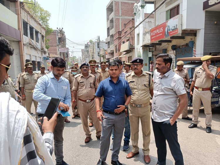 डीएम एसपी ने किया पैदल मार्च,पहले अपील, फिर दिया शख्त निर्देश