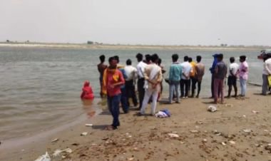 गंगा में स्नान करते समय भाई और बहन डूबे