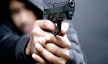 युवक ने रात में एक ही परिवार के 5 लोगो को मारी गोली, हालत गंभीर एक की मौत