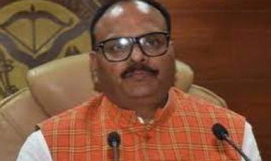 मरीजों को न लिखी जाएं बाहर की दवाएं,उपमुख्यमंत्री ब्रजेश पाठक