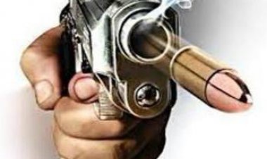 हवा में फ़ायरिंग करना पड़ा महँगा नशे में बना रहे थे अपना दहसत