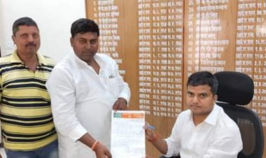 केशव प्रसाद मौर्य जी के खिलाफ अमर्यादित भाषा का प्रयोग,धर्मापुर मंडल अध्यक्ष राधेश्याम विश्वकर्मा  ने सौपा ज्ञापन