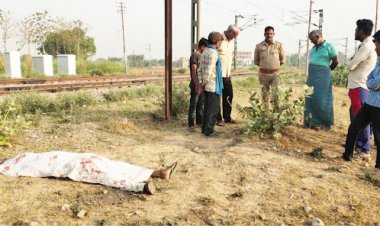 ट्रेन से कटकर अधेड़ ने  किया आत्महत्या