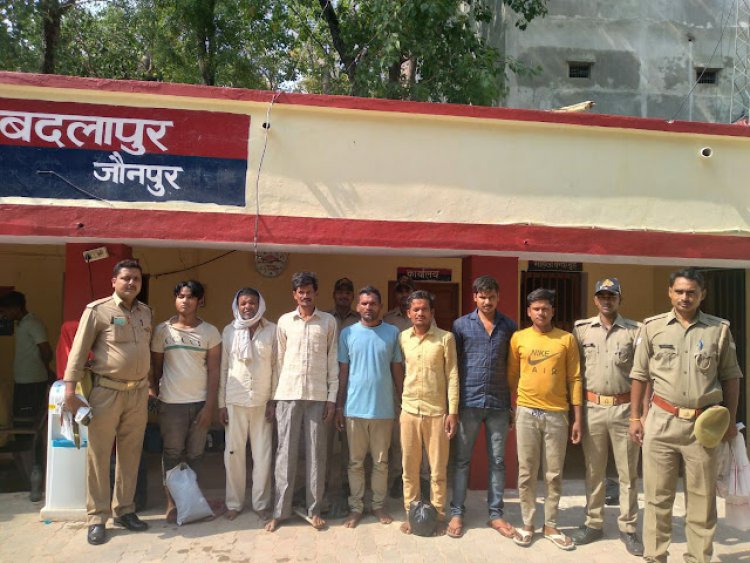 रात में वध के लिए ले जा रहे 17 गोवंश को पुलिस टीम ने किया बरामद