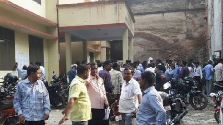 सरकार के दावे को झूठा साबित कर रहे हैं अधिकारी, भ्रष्टाचार की गोद में बेसिक शिक्षा विभाग