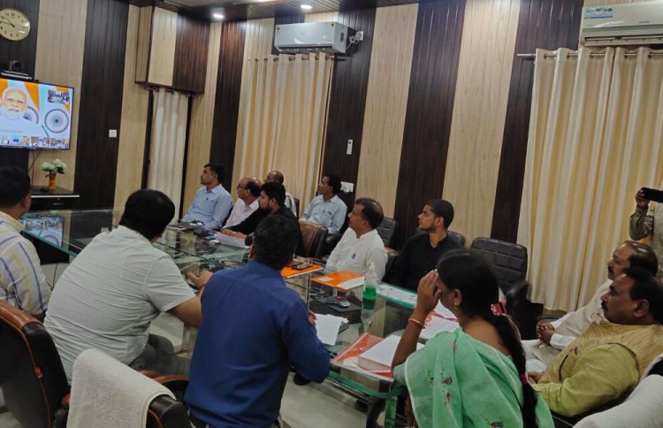 प्रधानमंत्री द्वारा पी0एम0 केयर्स फॉर चिल्ड्रेन स्कीम के अन्तर्गत 04 बच्चों के खाते में 10 लाख रूपये दिए