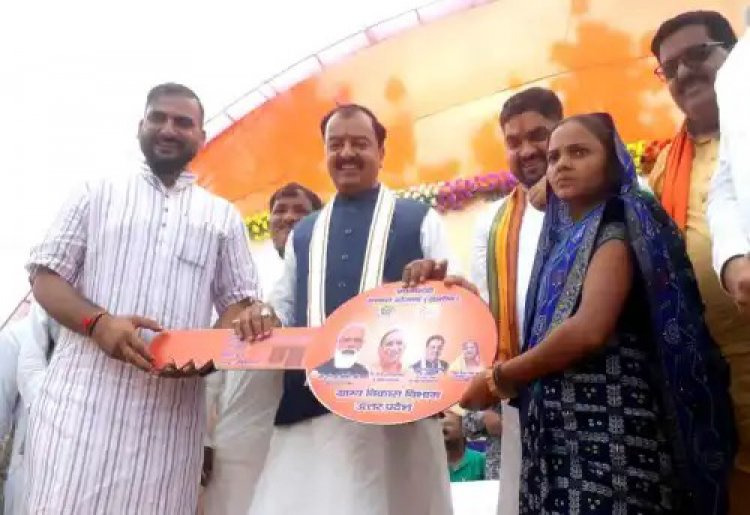 प्रधानमंत्री का जमकर कर तारीफ ,  केशव प्रसाद मौर्या