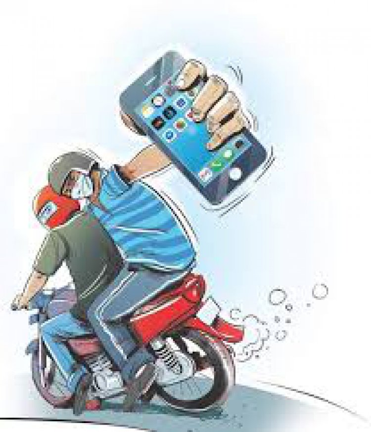 मारपीट कर बदमाशों ने दुकानदार से छीने रुपये और मोबाइल