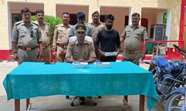 चंदवक पुलिस द्वारा 5 अभियुक्त चोरी की मोटरसाइकिल व अवैध तमंचा के साथ गिरफ्तार