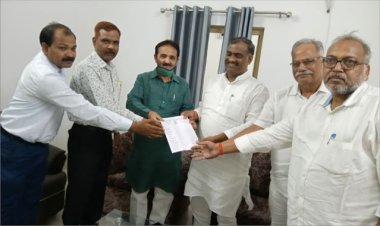 जौनपुर/ टैक्सेशन बार एसोसिएशन ने राज्यमंत्री को सौंपा गया ज्ञापन