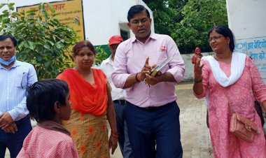 एस•आर•जी•प्रशांत ओझा द्वारा उच्च प्राथमिक विद्यालय पवर का निरीक्षण किया गया!