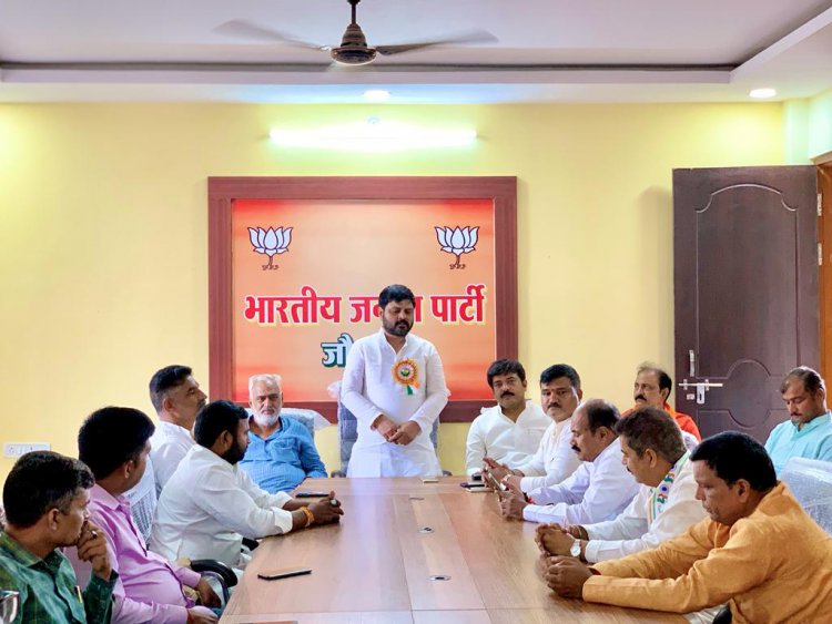 भाजपा कार्यालय पर स्वतंत्रता दिवस के अवसर पर फहराया गया तिरंगा