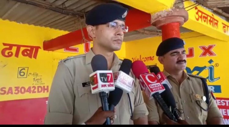 दबंगों  ने  धार दार हथियार से धड़ को सर से किया अलग