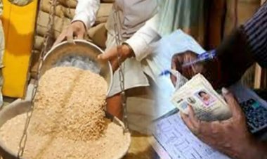 भ्रष्ट व बेईमान कोटेदार द्वारा गरीबों से लिया जा रहा है मनमाने ढंग से पैसा। ..