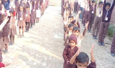 बच्चो को शिक्षा के साथ-साथ मनोरंजन देने से सर्वांगीण विकास