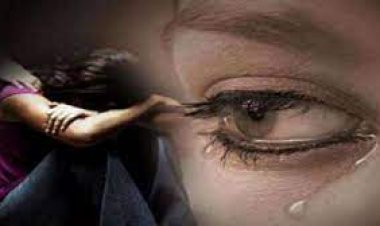 पड़ोसी व्यक्ति ने बहला-फुसला कर लड़की को लेजाकर किया बलात्कार