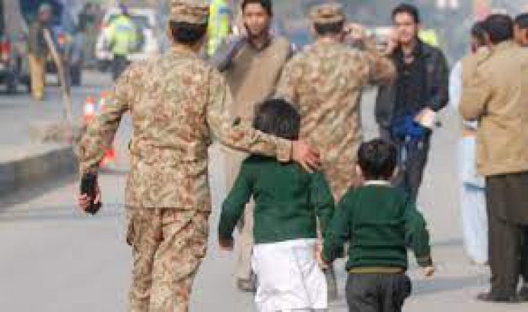 आतंकी हमला: पाकिस्तान में तालिबान ने सेना के गर्ल्स स्कूल में बरसाई अंधाधुंध गोलियां