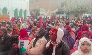 कंबल पाकर जरूरतमंदों के खिले चेहरे