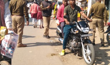 वाहन चेकिंग अभियान,(डाक्टर अजय पाल शर्मा)