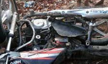 स्विफ्ट डिजायर के धक्के से बाइक सवार युवक की मौत दुसरे घायल..