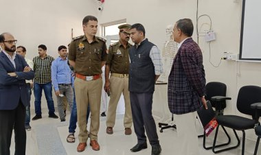 डा0 अजय पाल द्वारा मेडिकल कालेज का औचक निरीक्षण