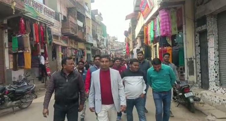 मछली शहर नगर पंचायत द्वारा गाजे-बाजे के साथ नगर में निकाली जन जागरूकता की  रैली