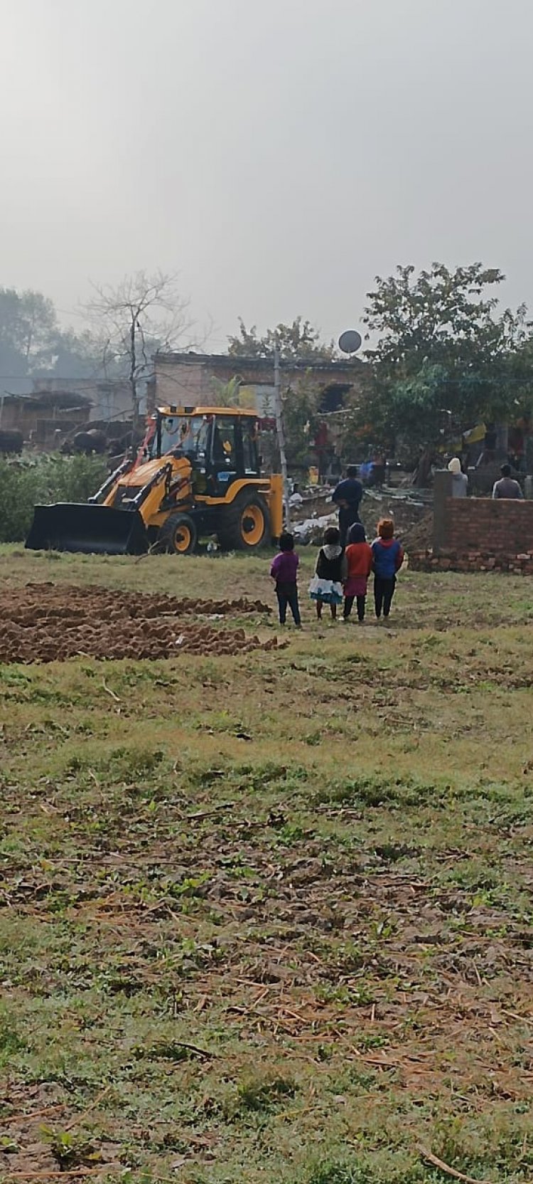 साझात जमीन पर  अवैध कब्जा