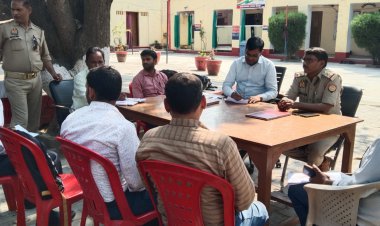 तहसीलदार ने लेखपालों को विवादित मामलों में सख्त कार्रवाई करने के दिए सख्त निर्देश।