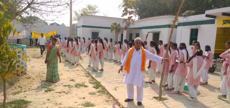 जनता महाविद्यालय रतनपुर पर सात दिवसीय राष्ट्रीय शिविर का हुआ आयोजन