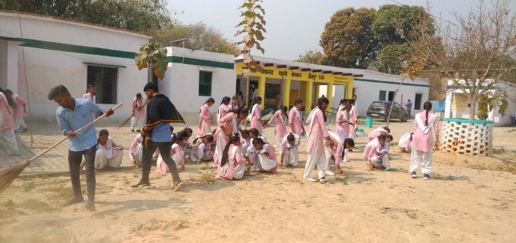 जनता महाविद्यालय रतनपुर पर सात दिवसीय राष्ट्रीय शिविर का हुआ आयोजन